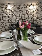 Villa Dragi, Villa With Pool and big Terrace, sea View, Peacfully and