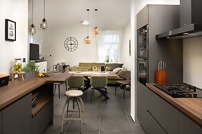 Luxury Sea View Apartment Altana