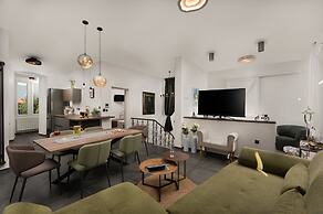 Luxury Sea View Apartment Altana