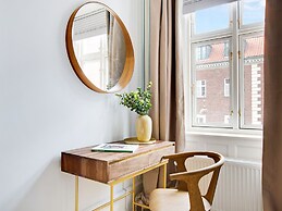 Sanders Stage - Chic 3-bdr Apt Near Nyhavn