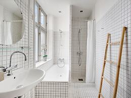 Sanders Stage - Chic 3-bdr Apt Near Nyhavn