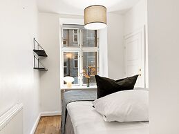 Sanders Stage - Cozy 4-bdr Apt Near Nyhavn