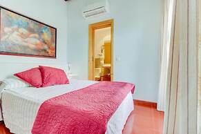 Villa in Consell With Private Pool, air Conditioning and Wifi