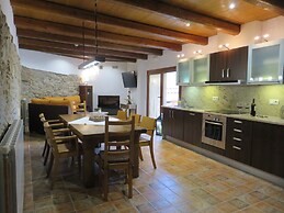 Self Catering Can Cabano for 8 People