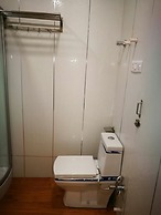 Golden Crest Houseboats