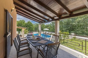 Luxury Experience in Villa Kacana With Heated Pool