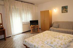Apartment Valentina for 8 People, Ideal for Families