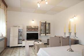 Barbara's 3 Bedroom Apartment