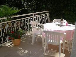 Apartment Rojnic - 3 Bedrooms Apartment