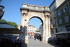 Apartment Razum - Three Bedroom Apartment