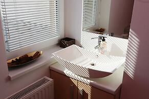 Lux Living Apartment Budic