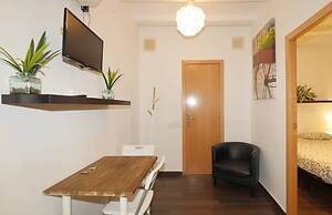 Interior Apt Center 42 El Born