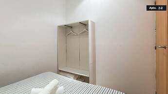 Two Bedroom Apartment in the Heart of the Born 22