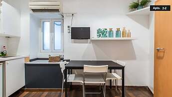 Two Bedroom Apartment in the Heart of the Born 22