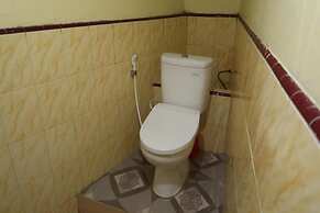 Phinisi Hostel Bira