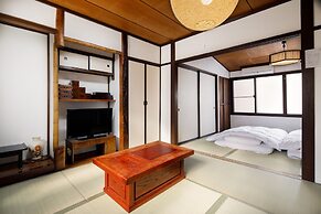 Tsumugi Shichijokagiyacho