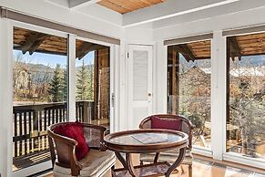 37 Mountain Laurel Drive 2br 2 Bedroom Home by Redawning