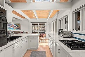 37 Mountain Laurel Drive 2br 2 Bedroom Home by Redawning