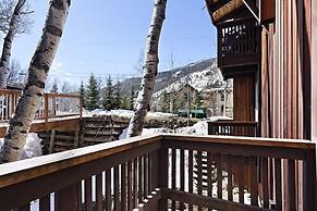 37 Mountain Laurel Drive 2br 2 Bedroom Home by Redawning