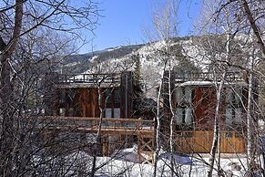 37 Mountain Laurel Drive 2br 2 Bedroom Home by Redawning