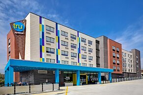Tru by Hilton Manchester Downtown