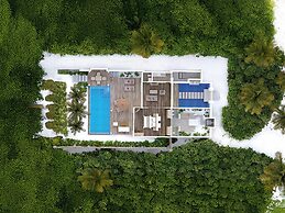 Siyam World Maldives - 24-Hour Premium All-inclusive with Free Transfe