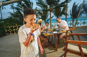 Siyam World Maldives - 24-Hour Premium All-inclusive with Free Transfe