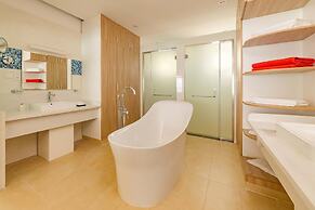 Siyam World Maldives - 24-Hour Premium All-inclusive with Free Transfe