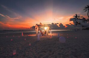 Siyam World Maldives - 24-Hour Premium All-inclusive with Free Transfe