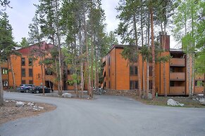 Motherlode C9 2 Bedroom Condo by RedAwning