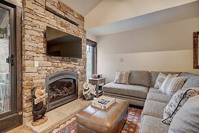 Motherlode C9 2 Bedroom Condo by RedAwning