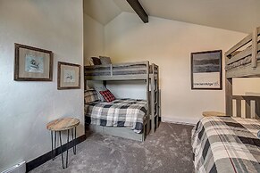 Motherlode C9 2 Bedroom Condo by RedAwning