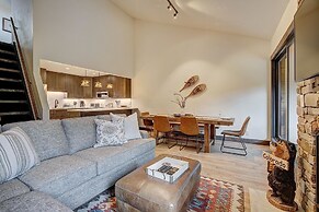 Motherlode C9 2 Bedroom Condo by RedAwning