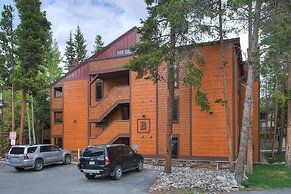 Motherlode C9 2 Bedroom Condo by RedAwning