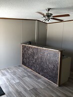 Monahans Country Inn