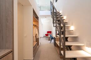 Mirablue Luxury Residences