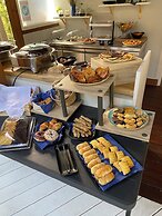 Mirablue Luxury Residences