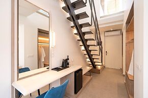 Mirablue Luxury Residences