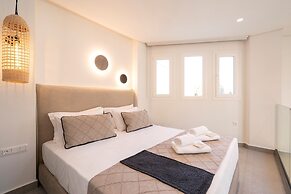 Mirablue Luxury Residences