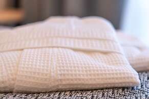 Mirablue Luxury Residences