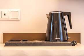 Mirablue Luxury Residences