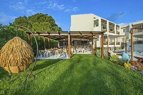 Mirablue Luxury Residences