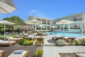 Mirablue Luxury Residences