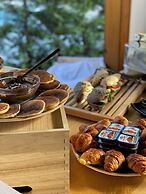 Mirablue Luxury Residences