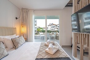 Mirablue Luxury Residences