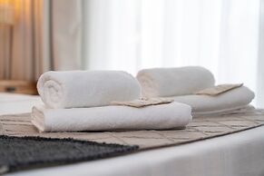 Mirablue Luxury Residences