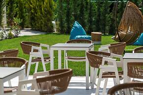 Mirablue Luxury Residences