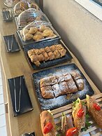 Mirablue Luxury Residences