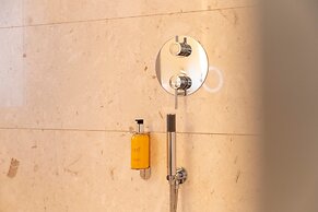 Mirablue Luxury Residences