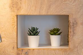 Mirablue Luxury Residences